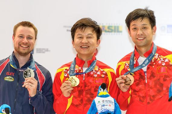 射击世界杯惠子程破世界纪录夺冠 朱启南获第