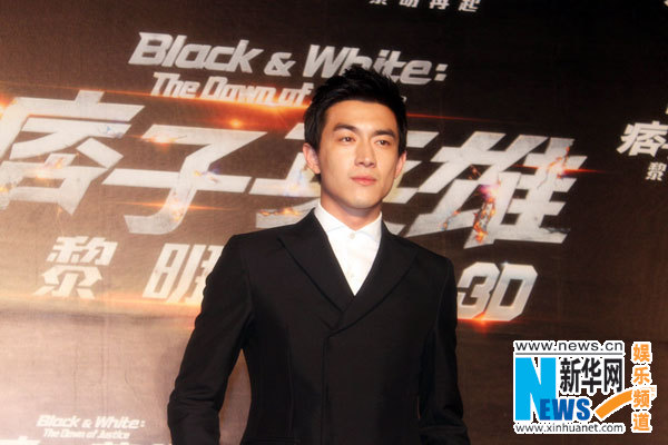 林更新重返《痞子英雄2》拍摄地 再遇剧组老友