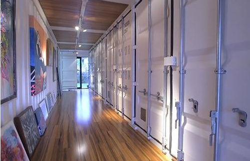 澳大利亚建筑师创新设计31个集装箱建豪宅(图)
