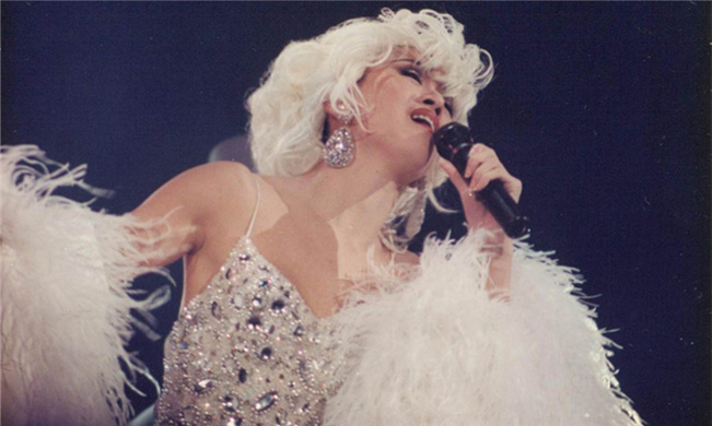 长辞十一年逝者未如烟--梅艳芳_娱乐圈