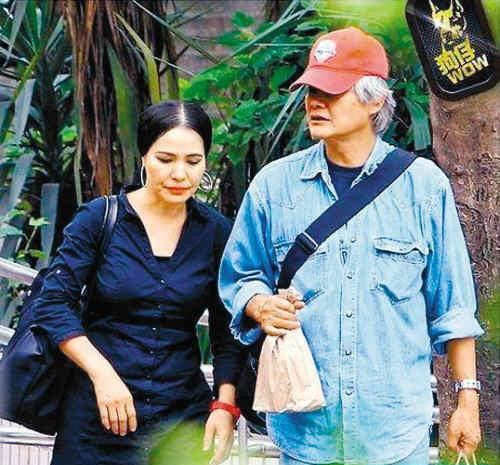 55岁潘越云疑爱上白发男 曾被前夫拍下通奸全