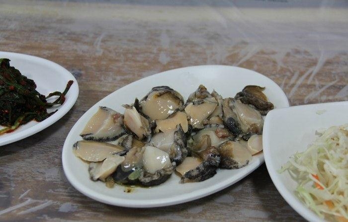 韩国庆州海鲜大餐_海鲜大餐图片大图_韩国海鲜大餐(2)