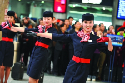 直击春运第一天:十八万人出南京城 _江苏频道_凤凰网