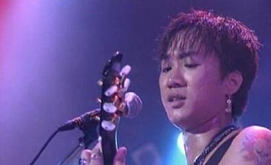 传beyond将复合揭秘当初解散内幕 黄家驹是怎