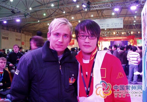 常州 | 小伙加入王思聪土豪游戏战队 月薪只有