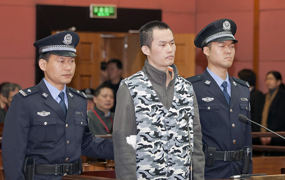 复旦大学研究生毒死室友受审