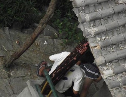 盘点:国内外雷死人不偿命的学生<em>妹纸</em>们_教育频