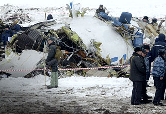 俄罗斯一架载43人客机坠毁