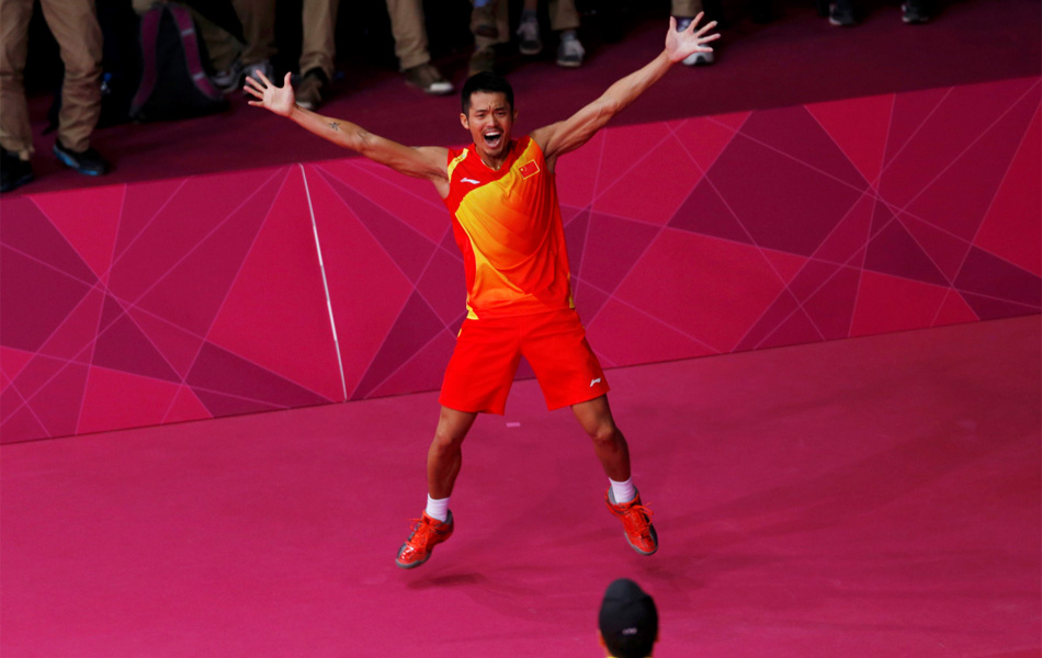 羽毛球最新排名_羽毛球图片卡通(2)