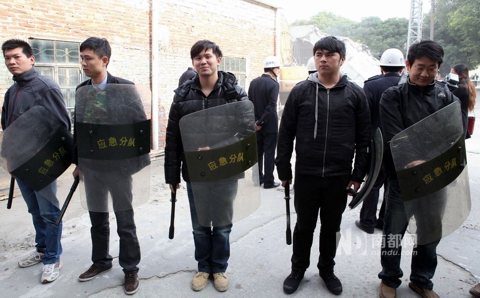 <em>东莞</em>强拆违建现场 - <em>百姓</em>话题 - 梦溪论坛 镇江,