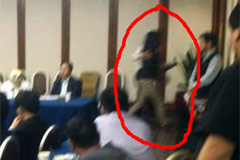 马航高层官员和翻译接连落泪