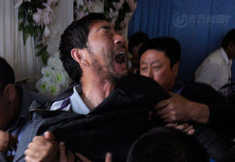 济南一8岁女孩被奸杀后