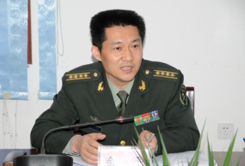 余平指导市环保局党的群众路线教育实践活动