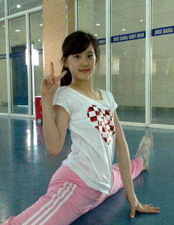 奶茶妹妹章泽天海量清纯近照