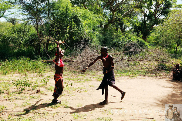 原始部落鞭打的爱情(埃塞俄比亚连载八)--首席