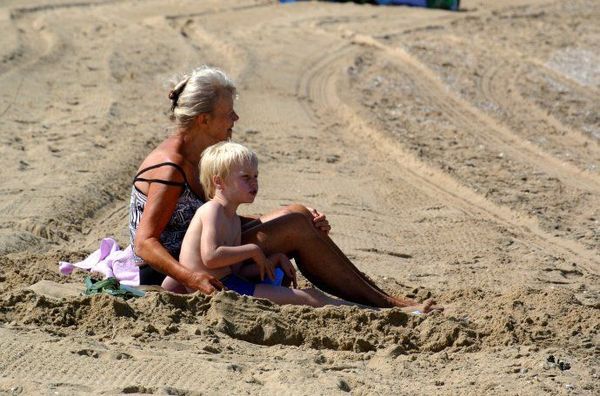 少儿不宜猜成语_看图猜成语(2)