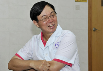 肖传国在深圳高调复出