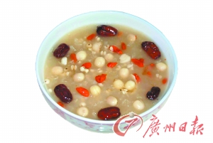 处暑将至 来颗靓莲子打败秋老虎