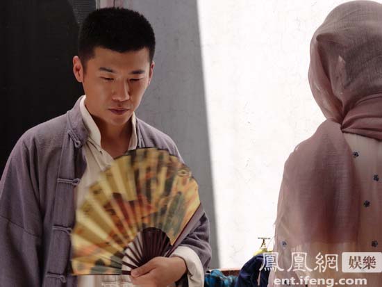 明星 内地  由当红人气明星杨幂,刘恺威,王骁主演的年代痴情大戏
