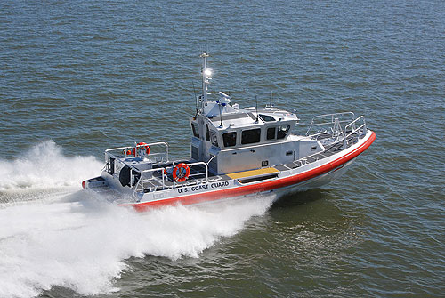 美国海岸警卫队接收新的反应船 最高航速超40节_军事频道_凤凰网