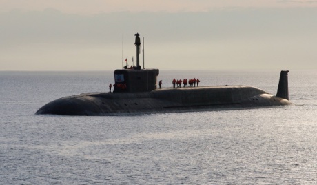 俄罗斯北风级弹道导弹核潜艇首艇开始服役