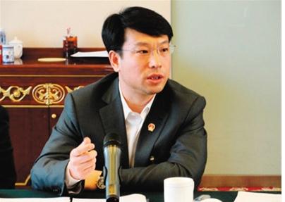 传辽宁70后富豪方威政治背景深厚 已失联近1月