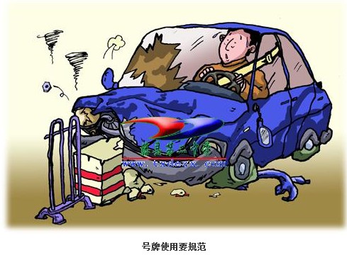客户端 湖北  现场勘查时,民警在现场发现了肇事摩托车仪表盘碎片和两