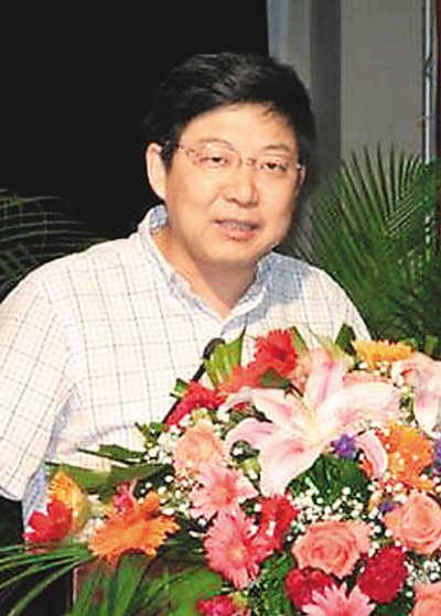 深圳大学校长: 校长应俯身为人才当保姆