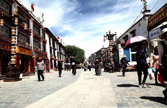 中交集团承建的西藏拉萨老城区保护改造工程竣