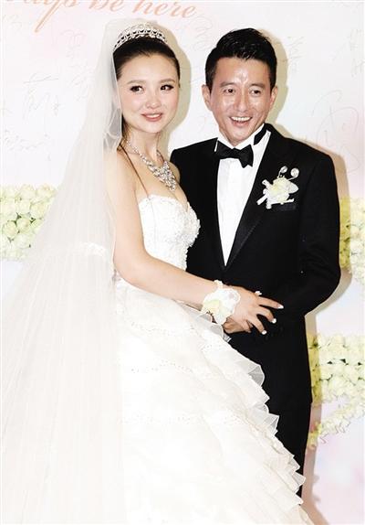 “槿汐”孙茜大婚 马艳丽设计奢华婚纱(图)