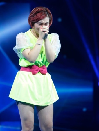 　　林志颖遭女选手强吻