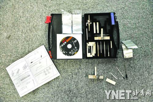 网上公开售卖锡纸开锁工具 开锁教程已升级八