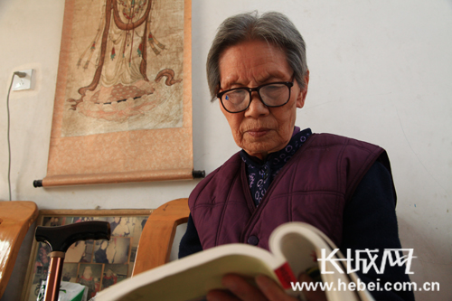 肃宁<em>退休女工</em>王秀女获发明专利 专治大粗脖子