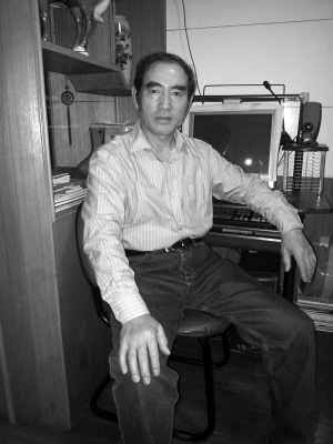 辽宁两支曹操后人聚首 皆浓眉大眼长相相似