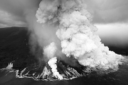 法国留尼汪岛皮顿德拉富内兹火山下可能存在地幔柱。