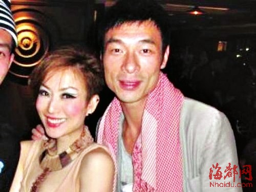 许志安郑秀文结婚了 郑秀文经纪人证实婚讯|安