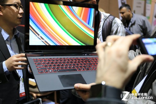 联想IdeaPad Y50拥有高达4K的显示效果