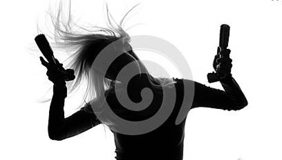 【另一眼】昆明闹市上演警匪大片 没出生证就