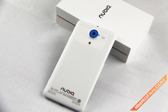 努比亚Z5Sn评测:相机专业 音质尚待改进|手机|