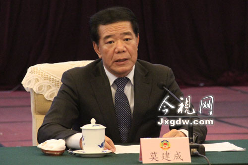 莫建成谈食品安全问题: 各唱各的调 监管不严力