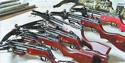 四川原富豪刘汉特大涉黑案公诉|缴获|凶器_凤凰资讯