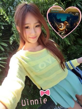 台湾嫩模陷入裸照门不减人气 粉丝暴涨至35万