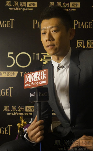 凤凰娱乐金马专访间 陈冲优雅受访高清图片