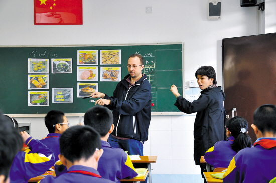 给外教松绑告别中国式英语课|上课|教研