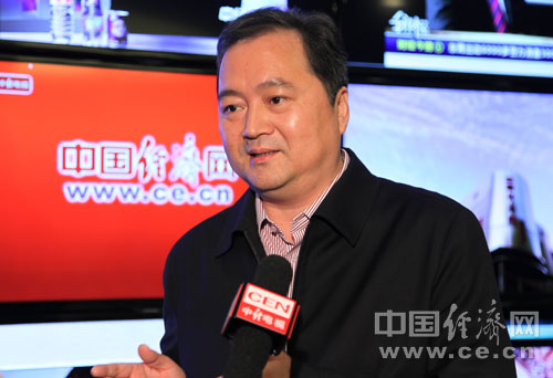 21世纪经济报道张烁_21世纪经济报道 (  摄) -国新办举行 一带一路 倡议与共同发展的有关...(3)