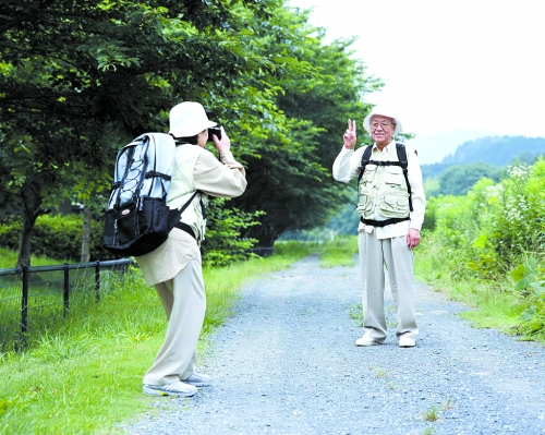 中老年游客出游的六大注意事项|旅游|专列