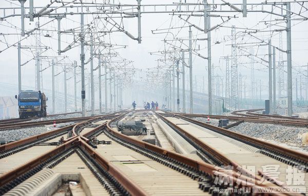 沪昆高速列车本月开进长沙 力争10月通车|长沙