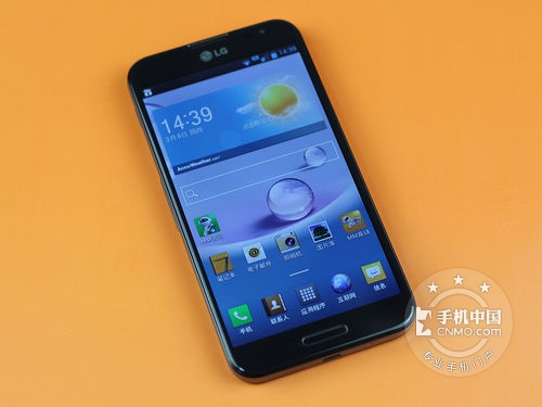 操控流畅旗舰机型 LG E960售价1615元_新闻频