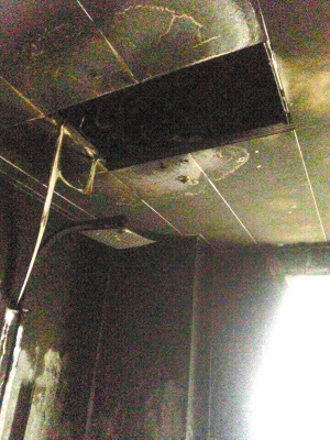 开浴霸<em>洗澡</em> <em>卫生间</em>着火|热水器|洗衣机_凤凰资