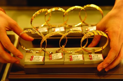 多品牌黄金饰品进入自定价时代